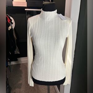 Astr The Label Mod Cream Top NWT